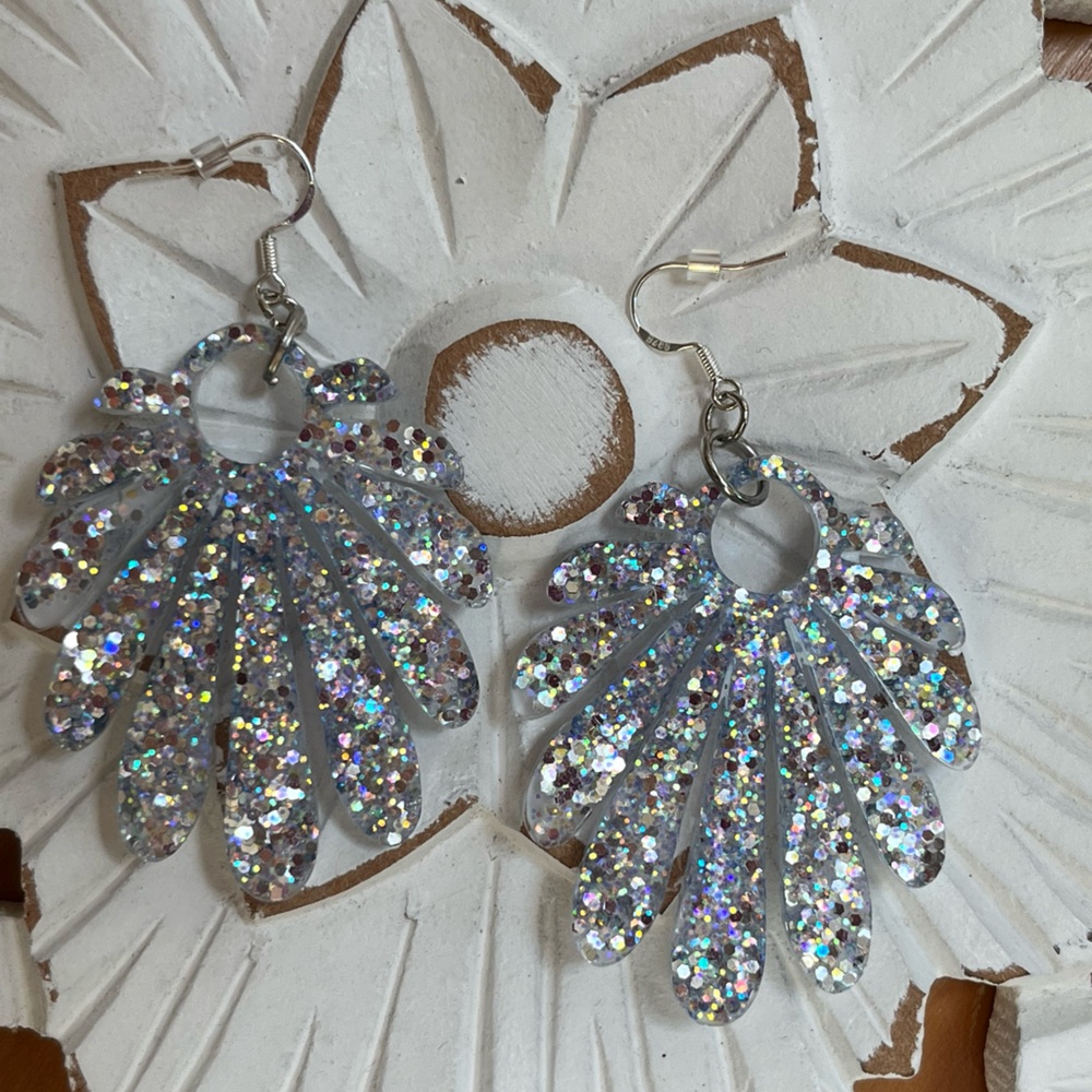 Silver/white glitter earrings